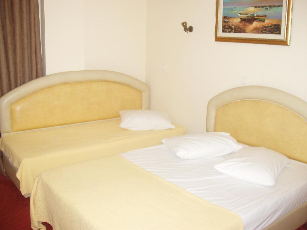 Hotel Drosia Messíni Habitación foto